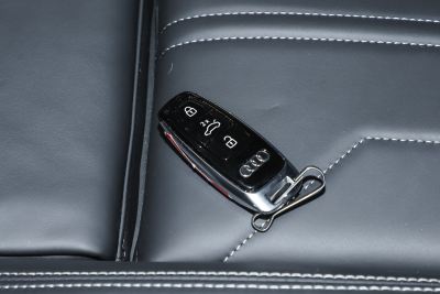 2025款 45 TFSI 臻选型-内饰-图片-有驾