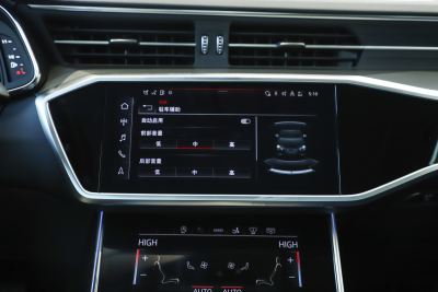 2025款 45 TFSI 臻选型-内饰-图片-有驾