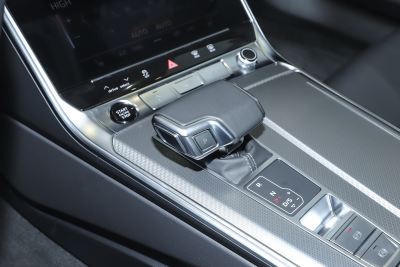 2025款 45 TFSI 臻选型-内饰-图片-有驾