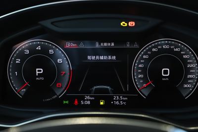 2025款 45 TFSI 臻选型-内饰-图片-有驾