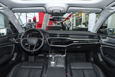 2025款 45 TFSI 臻选型-内饰-图片-有驾
