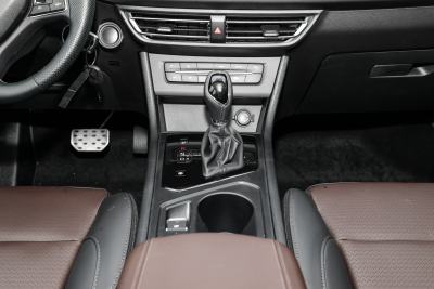 2022款 2.0L 手动都市型-内饰-图片-有驾 2022款 2.0L 手动都市型-内饰-图片-有驾