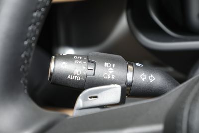 2025款 110 5.0T V8-内饰-图片-有驾