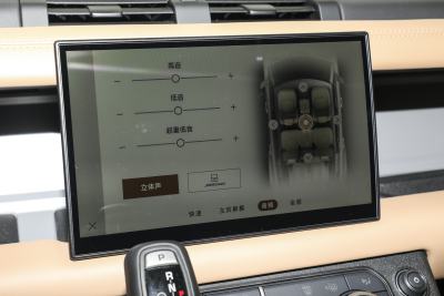 2025款 110 5.0T V8-内饰-图片-有驾