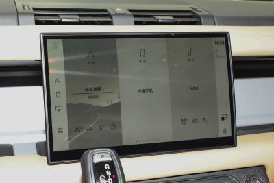 2025款 110 5.0T V8-内饰-图片-有驾