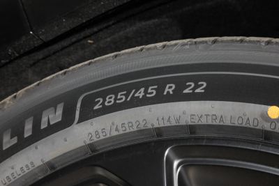 2025款 曜黑版 70kWh-外观-图片-有驾