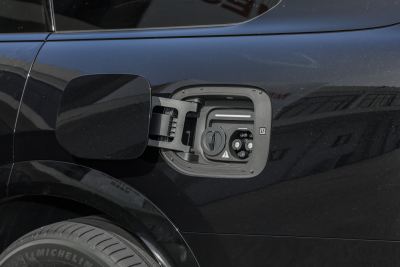 2025款 曜黑版 70kWh-外观-图片-有驾