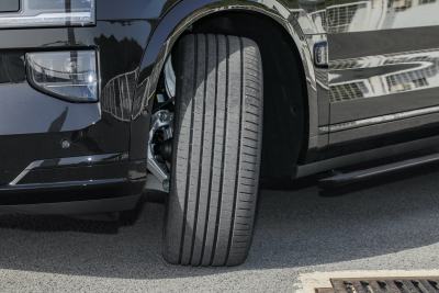 2025款 曜黑版 70kWh-外观-图片-有驾