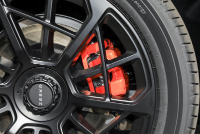 2025款 曜黑版 70kWh-外观-图片-有驾