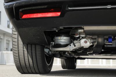 2025款 曜黑版 70kWh-外观-图片-有驾