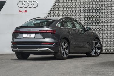 2022款 Sportback 55 quattro 臻选型-外观-图片-有驾