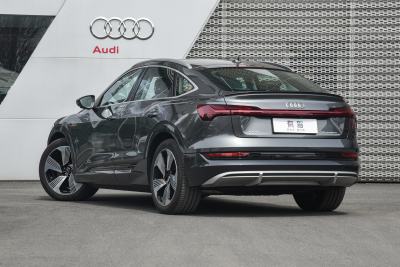 2022款 Sportback 55 quattro 臻选型-外观-图片-有驾