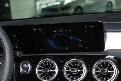 2024款 改款 AMG A 35 L 4MATIC-内饰-图片-有驾 2024款 改款 AMG A 35 L 4MATIC-内饰-图片-有驾