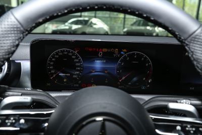 2024款 改款 AMG A 35 L 4MATIC-内饰-图片-有驾 2024款 改款 AMG A 35 L 4MATIC-内饰-图片-有驾