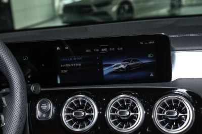 2024款 改款 AMG A 35 L 4MATIC-内饰-图片-有驾 2024款 改款 AMG A 35 L 4MATIC-内饰-图片-有驾