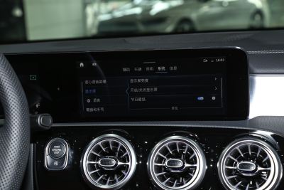 2024款 改款 AMG A 35 L 4MATIC-内饰-图片-有驾 2024款 改款 AMG A 35 L 4MATIC-内饰-图片-有驾