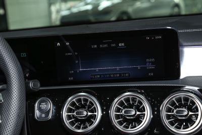 2024款 改款 AMG A 35 L 4MATIC-内饰-图片-有驾 2024款 改款 AMG A 35 L 4MATIC-内饰-图片-有驾