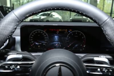 2024款 改款 AMG A 35 L 4MATIC-内饰-图片-有驾 2024款 改款 AMG A 35 L 4MATIC-内饰-图片-有驾