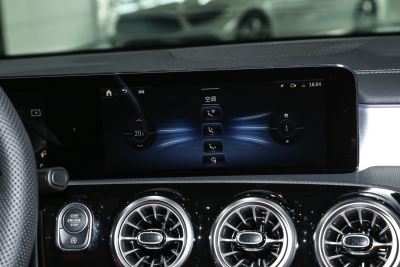 2024款 改款 AMG A 35 L 4MATIC-内饰-图片-有驾 2024款 改款 AMG A 35 L 4MATIC-内饰-图片-有驾