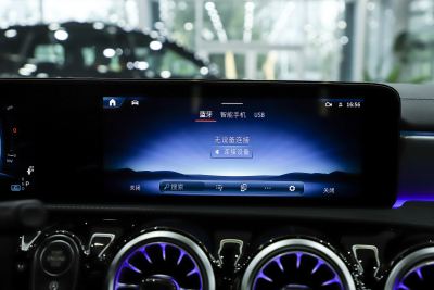 2024款 改款 AMG A 35 L 4MATIC-内饰-图片-有驾 2024款 改款 AMG A 35 L 4MATIC-内饰-图片-有驾