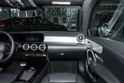 2024款 改款 AMG A 35 L 4MATIC-内饰-图片-有驾 2024款 改款 AMG A 35 L 4MATIC-内饰-图片-有驾