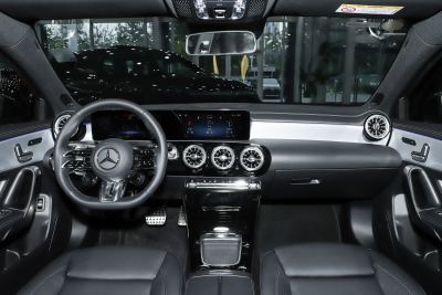 2024款 改款 AMG A 35 L 4MATIC-内饰-图片-有驾 2024款 改款 AMG A 35 L 4MATIC-内饰-图片-有驾