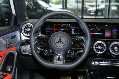 2024款 改款 AMG A 35 L 4MATIC-内饰-图片-有驾 2024款 改款 AMG A 35 L 4MATIC-内饰-图片-有驾