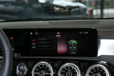 2024款 改款 AMG A 35 L 4MATIC-内饰-图片-有驾 2024款 改款 AMG A 35 L 4MATIC-内饰-图片-有驾