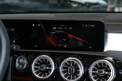 2024款 改款 AMG A 35 L 4MATIC-内饰-图片-有驾 2024款 改款 AMG A 35 L 4MATIC-内饰-图片-有驾