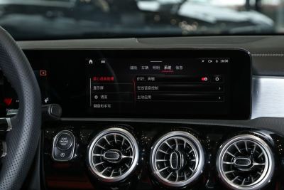 2024款 改款 AMG A 35 L 4MATIC-内饰-图片-有驾 2024款 改款 AMG A 35 L 4MATIC-内饰-图片-有驾