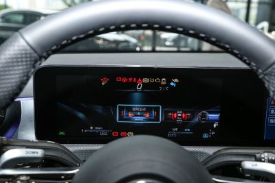 2024款 改款 AMG A 35 L 4MATIC-内饰-图片-有驾 2024款 改款 AMG A 35 L 4MATIC-内饰-图片-有驾