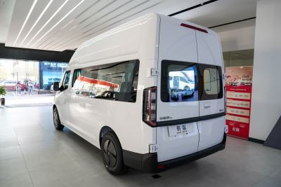 2024款 智富版中轴中顶83kWh-外观-图片-有驾