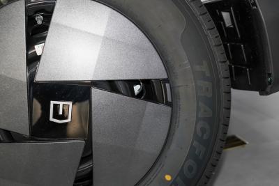 2024款 智富版中轴中顶83kWh-外观-图片-有驾