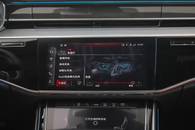 2022款 S8L 4.0TFSI quattro 典藏版-内饰-图片-有驾