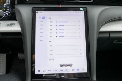 2025款 1.5T DCT旗悦50万辆纪念版-内饰-图片-有驾