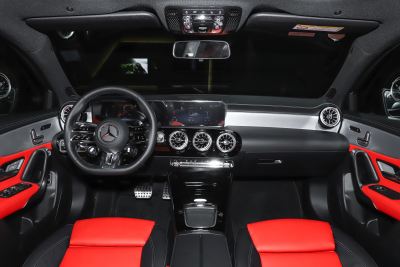 2025款 AMG A 35 L 4MATIC-内饰-图片-有驾 2025款 AMG A 35 L 4MATIC-内饰-图片-有驾