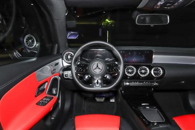 2025款 AMG A 35 L 4MATIC-内饰-图片-有驾 2025款 AMG A 35 L 4MATIC-内饰-图片-有驾