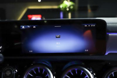 2025款 AMG A 35 L 4MATIC-内饰-图片-有驾 2025款 AMG A 35 L 4MATIC-内饰-图片-有驾