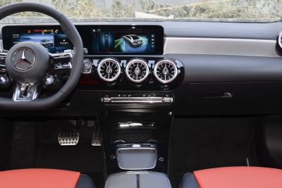2025款 AMG A 35 L 4MATIC-内饰-图片-有驾 2025款 AMG A 35 L 4MATIC-内饰-图片-有驾