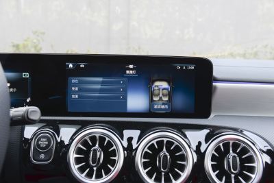 2025款 AMG A 35 L 4MATIC-内饰-图片-有驾 2025款 AMG A 35 L 4MATIC-内饰-图片-有驾