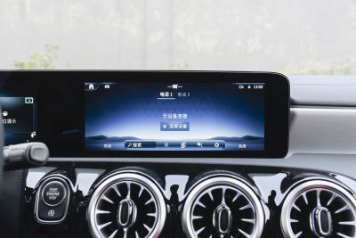 2025款 AMG A 35 L 4MATIC-内饰-图片-有驾 2025款 AMG A 35 L 4MATIC-内饰-图片-有驾