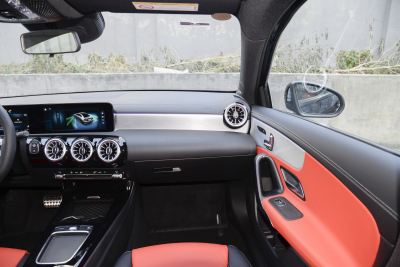 2025款 AMG A 35 L 4MATIC-内饰-图片-有驾 2025款 AMG A 35 L 4MATIC-内饰-图片-有驾