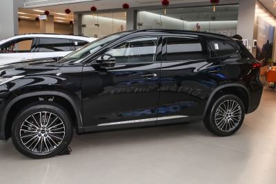 2026款 300T 两驱超越版-外观-图片-有驾