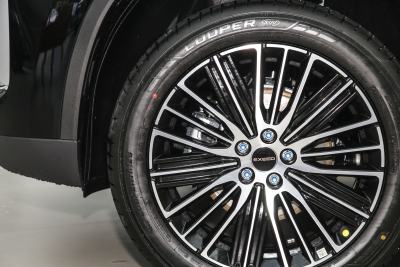 2026款 300T 两驱超越版-外观-图片-有驾