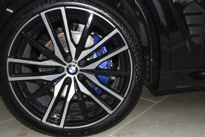 2026款 改款 xDrive 40Li 尊享型M运动曜夜套装-外观-图片-有驾