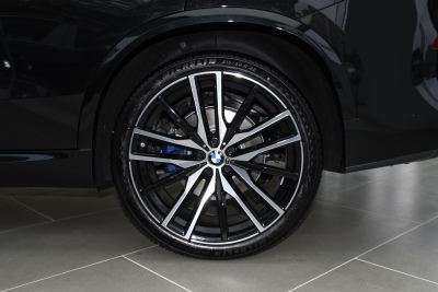 2026款 改款 xDrive 40Li 尊享型M运动曜夜套装-外观-图片-有驾