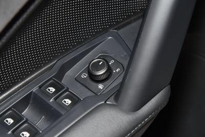 2025款 探岳L 380TSI 四驱豪华-空间-图片-有驾