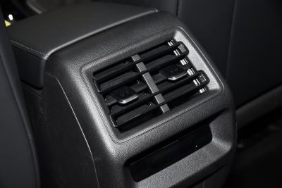 2025款 探岳L 380TSI 四驱豪华-空间-图片-有驾