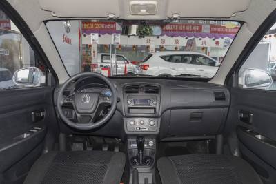 2019款 1.5L手动实用型II 国VI-内饰-图片-有驾