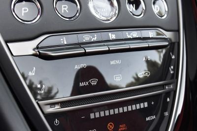 2020款 DBS Superleggera V12 Volante-内饰-图片-有驾